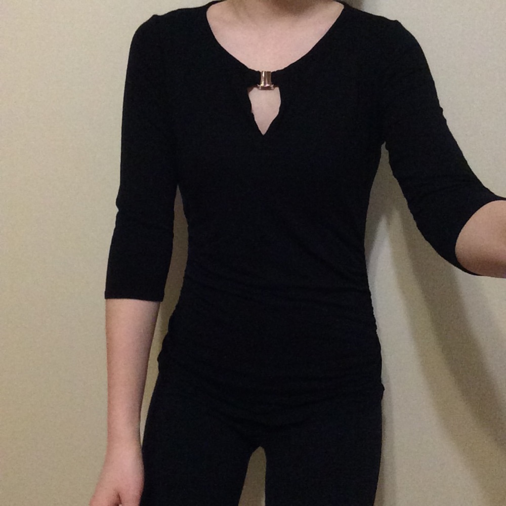 Vince Camuto elegant shirt